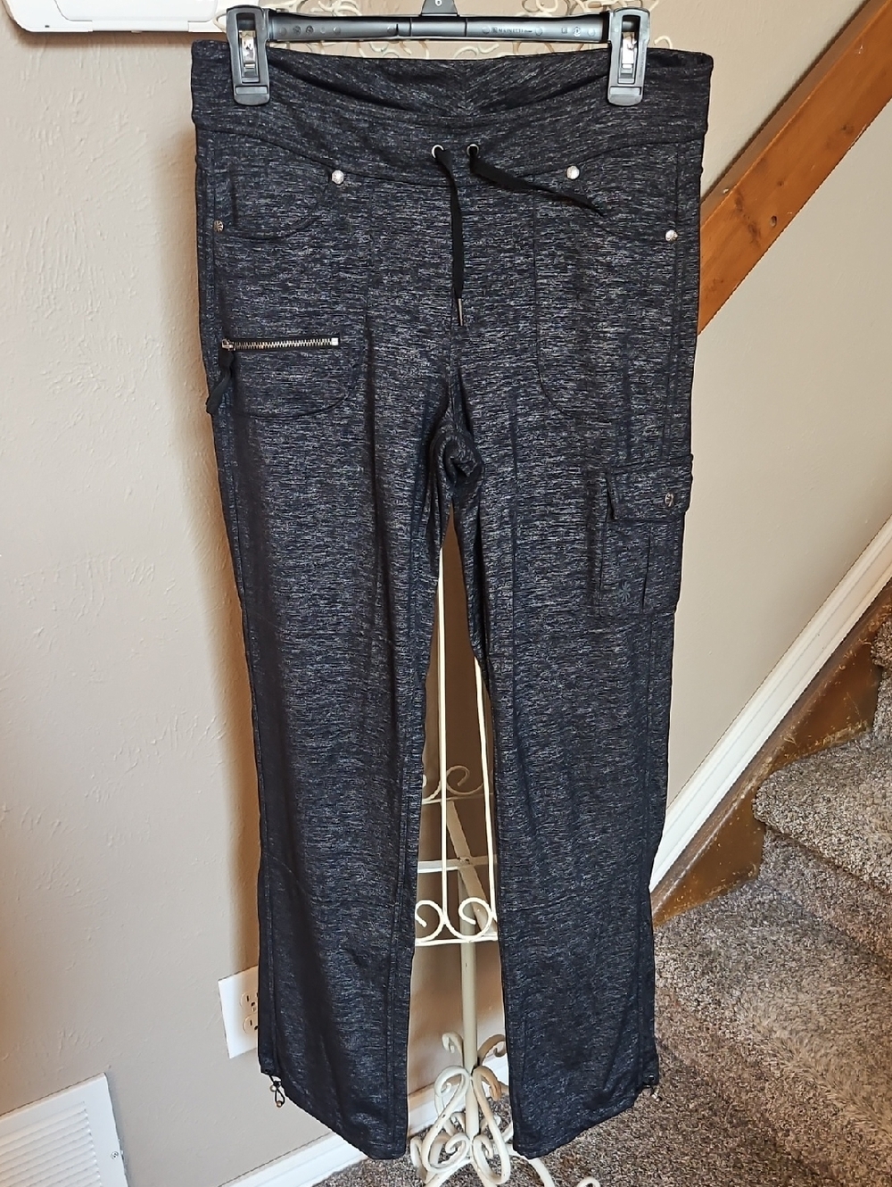 Athleta Bettona Boyfriend Cargo Pants - Picture 3 of 9